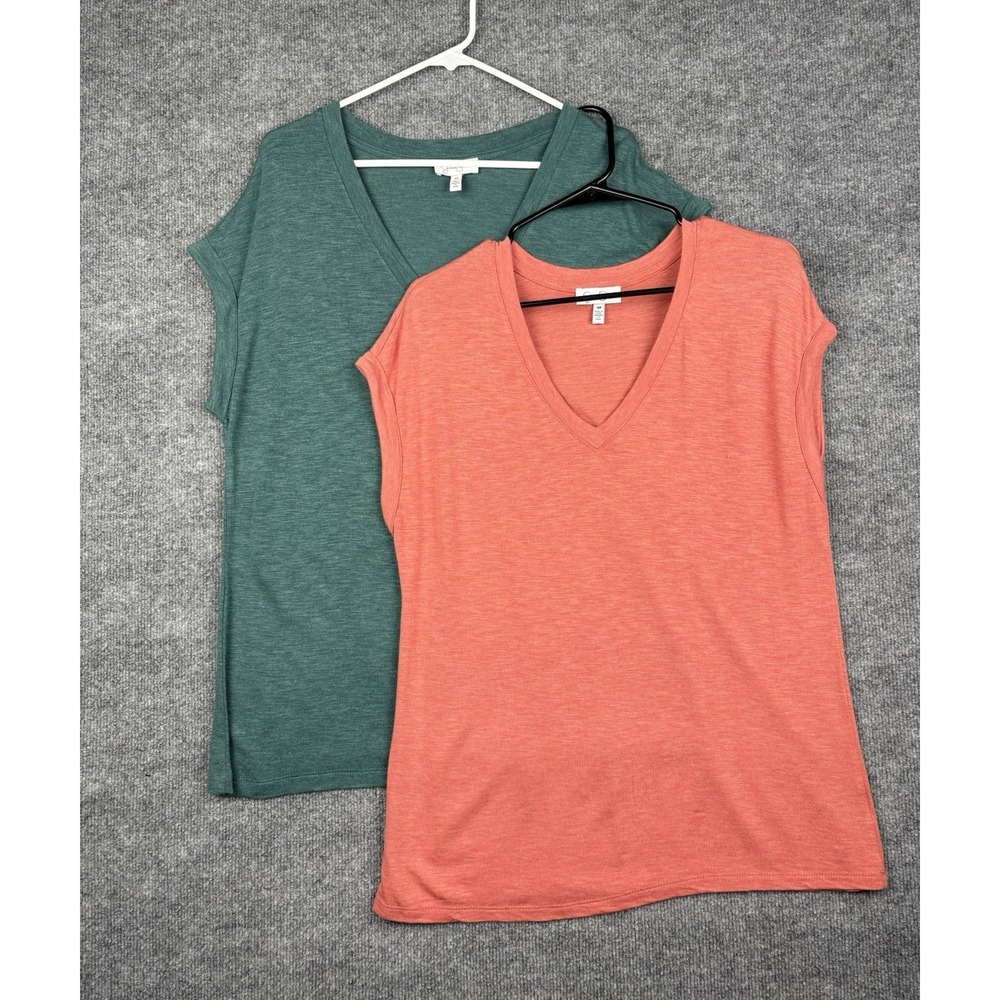 Jessica Simpson Women's V-Neck Flutter Sleeve Tee Sz M, Regular, Pink And Green